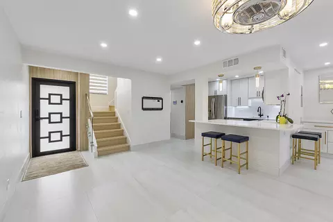 1149 NW 13th St #1, Boca Raton, FL 33486