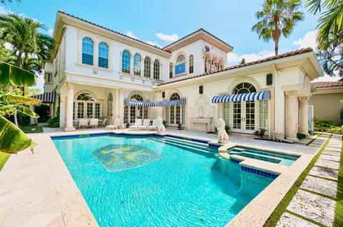 422 Addison Park Ln, Boca Raton, FL 33432