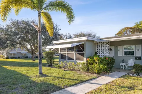 802 High Point Dr E #A, Delray Beach, FL 33445 photo 2
