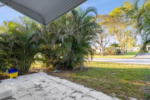 802 High Point Dr E #A, Delray Beach, FL 33445 photo 19