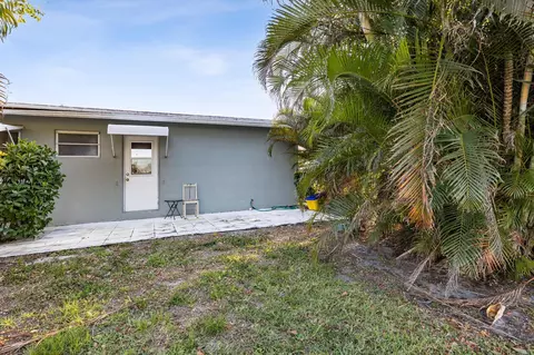 802 High Point Dr E #A, Delray Beach, FL 33445 photo 18
