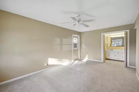 802 High Point Dr E #A, Delray Beach, FL 33445 photo 12
