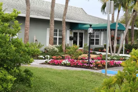802 High Point Dr E #A, Delray Beach, FL 33445 photo 21