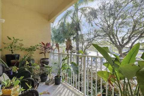 110 Lighthouse Cir #H, Tequesta, FL 33469 photo 15