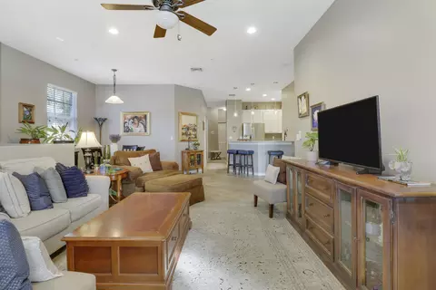 110 Lighthouse Cir #H, Tequesta, FL 33469 photo 4