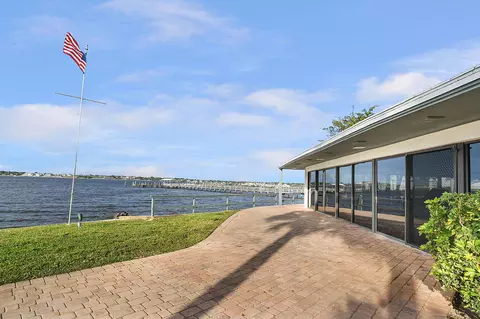 175 SE Saint Lucie Blvd #E-144, Stuart, FL 34996 photo 7