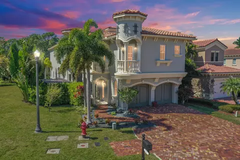 121 SE Via Sangro, Port Saint Lucie, FL 34952