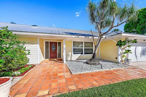 8331 SE Quail Ridge Way, Hobe Sound, FL 33455