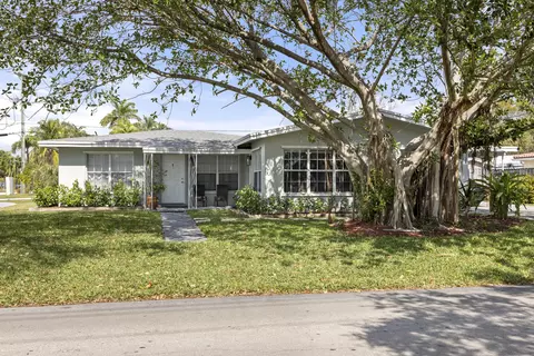 2500 NE 19th Ave, Lighthouse Point, FL 33064