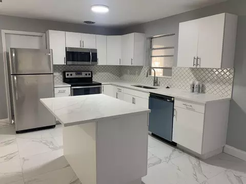 11 SW 13th Ave, Delray Beach, FL 33444