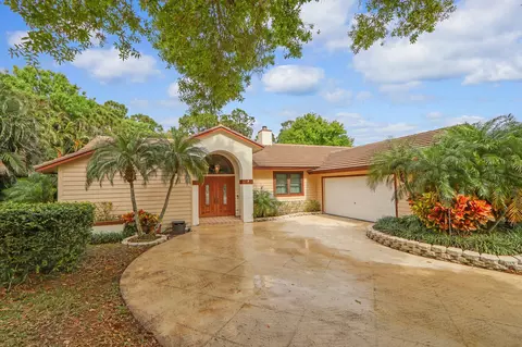 6689 Inland Ct, Jupiter, FL 33458 photo 3