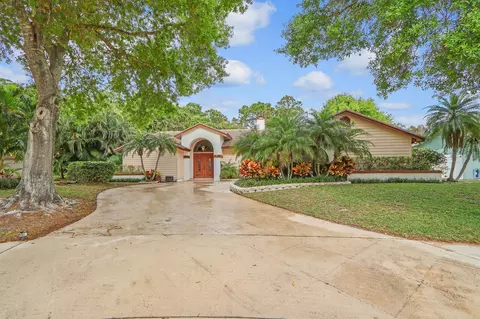 6689 Inland Ct, Jupiter, FL 33458 photo 2