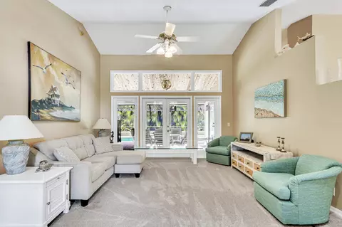 6689 Inland Ct, Jupiter, FL 33458 photo 5