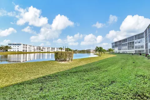 1049 Exeter C, Boca Raton, FL 33434 photo 26