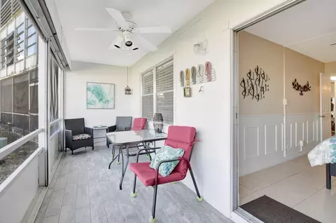 1049 Exeter C, Boca Raton, FL 33434 photo 22