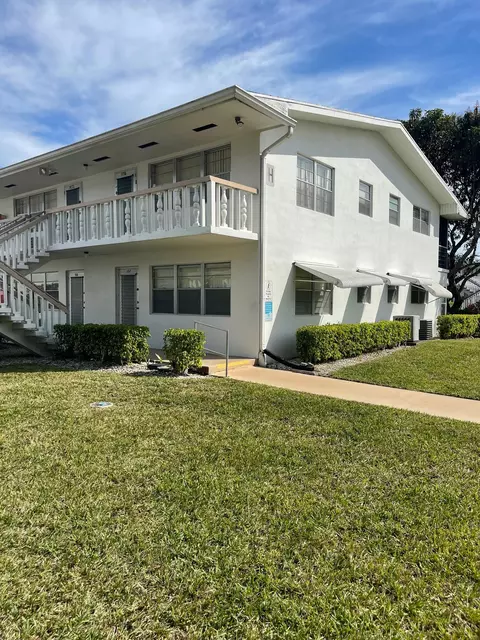 157 Windsor H #157, West Palm Beach, FL 33417