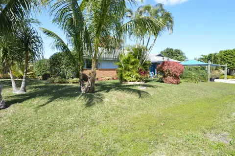 2969 SE Cypress St, Stuart, FL 34997 photo 4