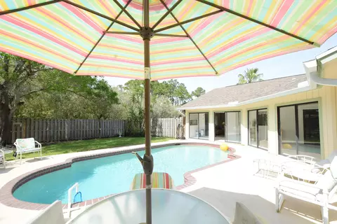 4202 SE Satinleaf Pl, Stuart, FL 34997 photo 2