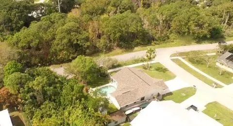 4202 SE Satinleaf Pl, Stuart, FL 34997 photo 4