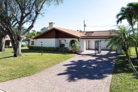 1896 Richard Ln, Palm Springs, FL 33406
