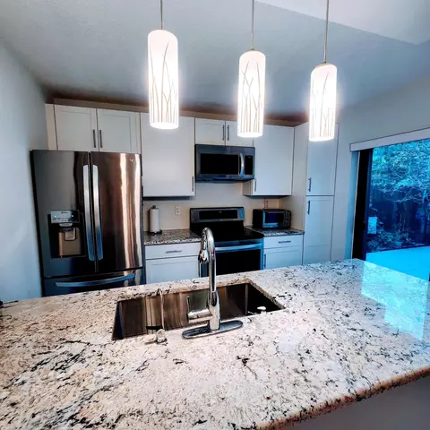 3025 30th Ct, Jupiter, FL 33477 photo 5