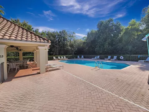 575 SW Glen Crest Way, Stuart, FL 34997 photo 19