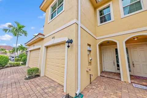 575 SW Glen Crest Way, Stuart, FL 34997 photo 28