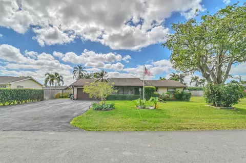 109 W Mango Rd, Lake Worth, FL 33467