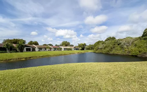 5267 Copperleaf Cir, Delray Beach, FL 33484 photo 3