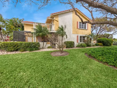 136 Seabreeze Cir, Jupiter, FL 33477