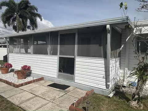 8941 Oak St, Boynton Beach, FL 33436 photo 17