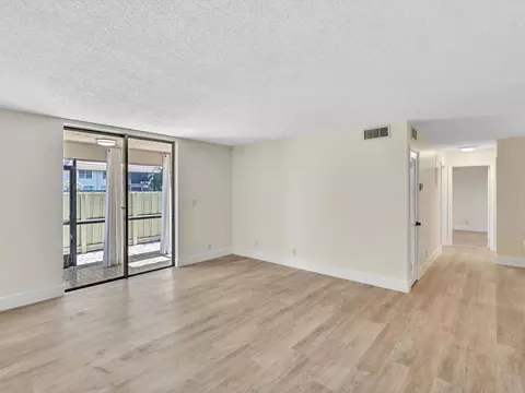 1100 NW 13th St #188D, Boca Raton, FL 33486