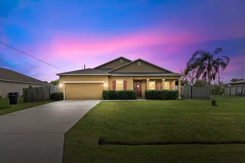 1010 SW Cornelia Ave, Port Saint Lucie, FL 34953