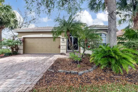 6928 Pisano Dr, Lake Worth, FL 33467