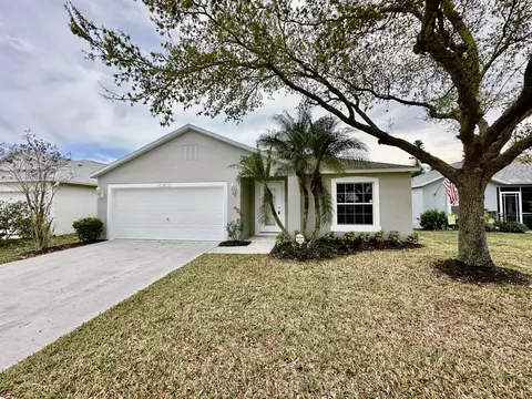 967 E 13th Sq, Vero Beach, FL 32960