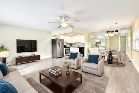 226 Seville J, Delray Beach, FL 33446