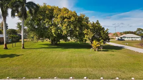 4694 SW Athena Dr, Port St Lucie, FL 34953