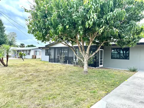 1202 SE 8th Dr, Okeechobee, FL 34974 photo 2