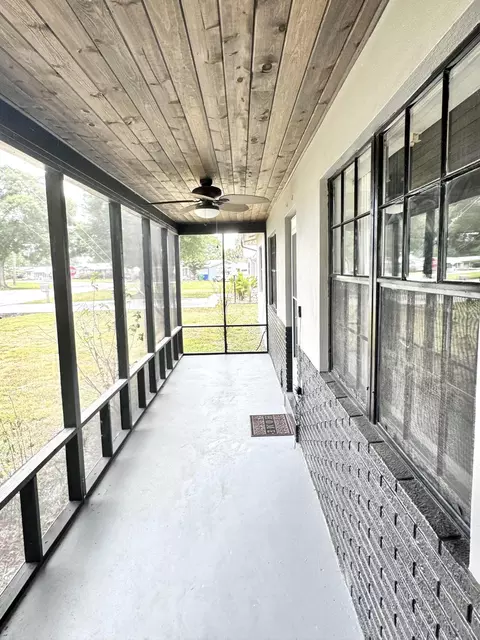 1202 SE 8th Dr, Okeechobee, FL 34974 photo 8