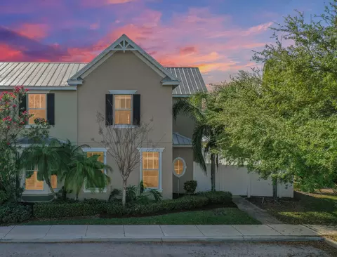 10627 SW Cam Run, Port Saint Lucie, FL 34987