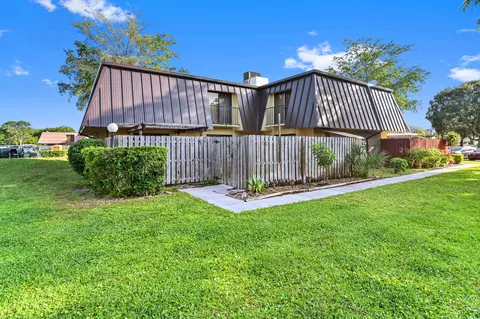 3678 Silver Lace Ln #22, Boynton Beach, FL 33436