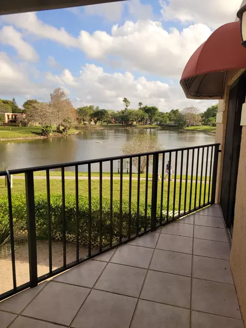 8230 Severn Dr #C, Boca Raton, FL 33433