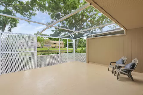 372 Maplecrest Cir, Jupiter, FL 33458 photo 7