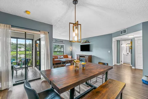 3727 NW 35th St #16105, Coconut Creek, FL 33066