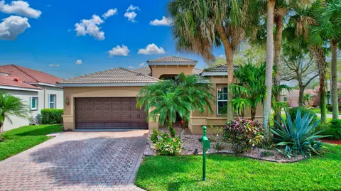 6992 Pisano Dr, Lake Worth, FL 33467