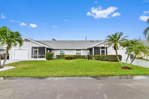 5460 Crystal Anne Dr, West Palm Beach, FL 33417