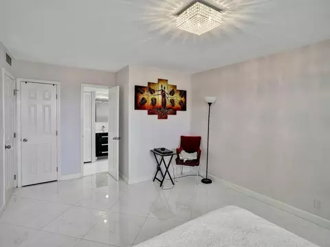 3010 N Course Dr #903, Pompano Beach, FL 33069 photo 12