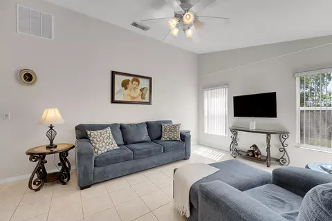 770 SW Jordin Ave, Port Saint Lucie, FL 34953