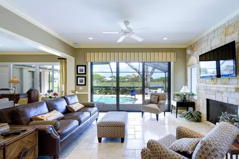 6069 SE Oakmont Pl, Stuart, FL 34997 photo 9