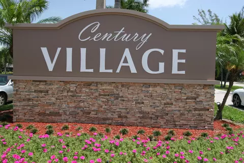 38 Cambridge B, West Palm Beach, FL 33417